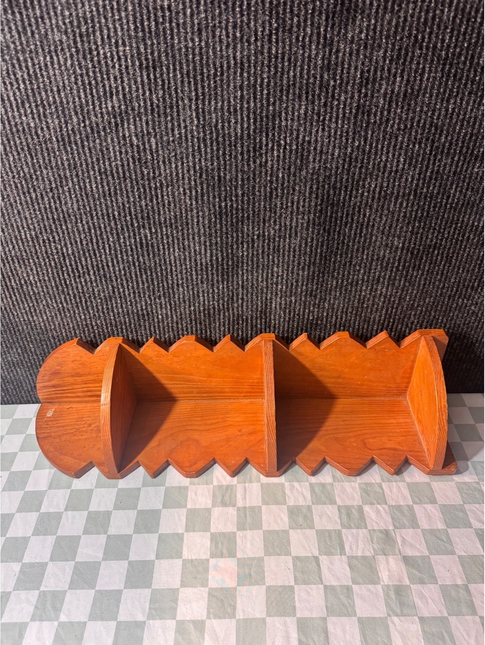 Vintage Wooden Wall Shelf with Zigzag Edge Design